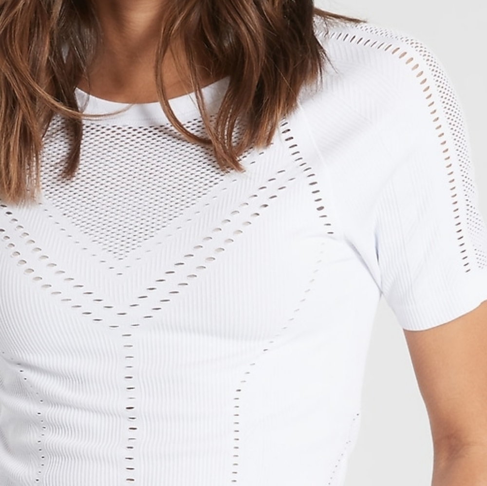 Chic White Short Sleeve Women's Top